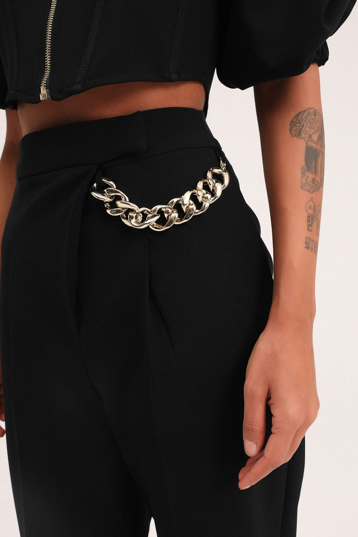 Zincir Aksesuarlı Yüksel Bel Pantolon Siyah