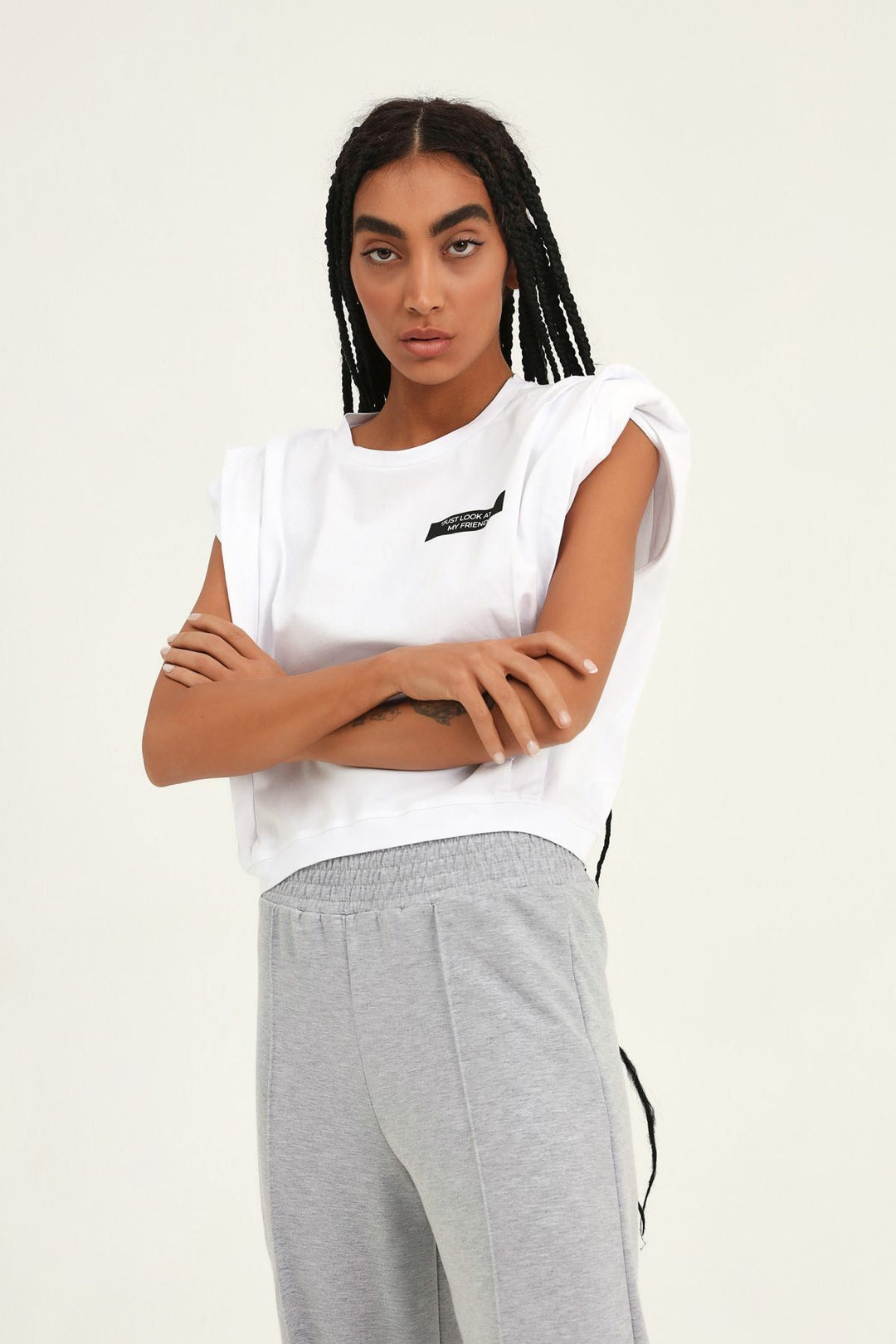 Baskılı Vatkalı Crop Tişört Beyaz