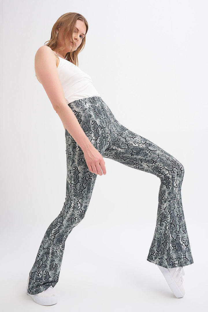 Desenli İspanyol Paça Pantolon Gri