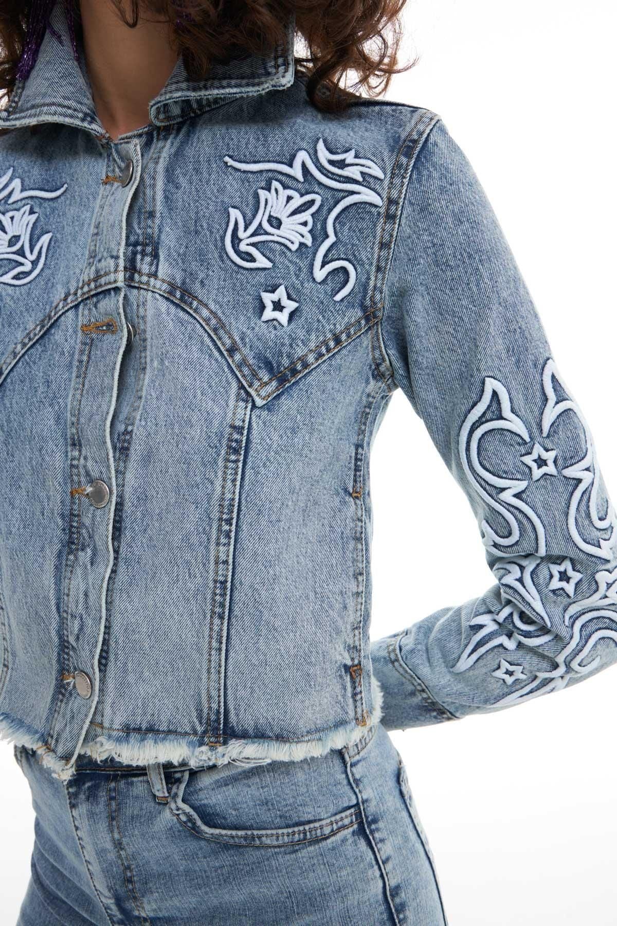Embroidery Detailed Denim Jacket Ice Blue