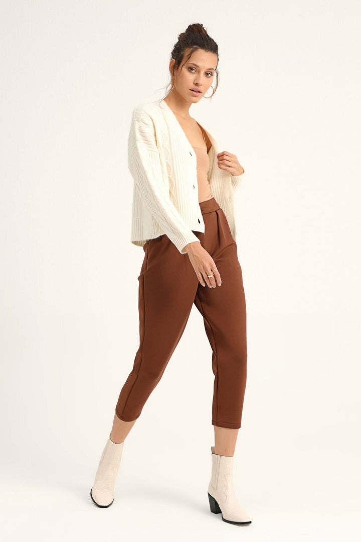 Baklava Desen Düğmeli Hırka Ekru