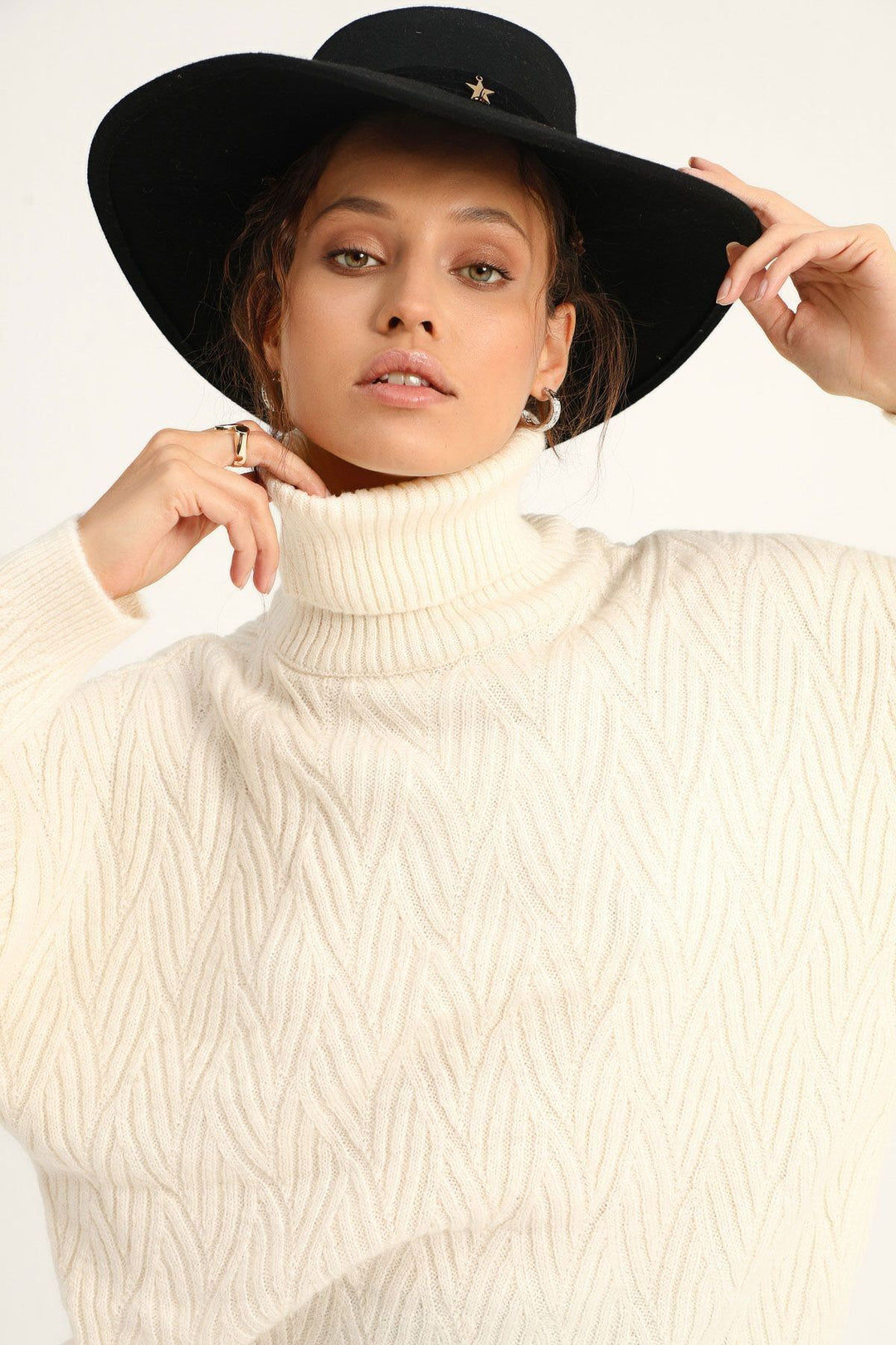 Patterned Turtleneck Sweater Ecru