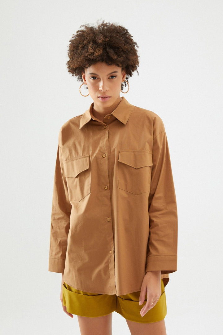 Sırt Dekolteli Oversize Gömlek Camel