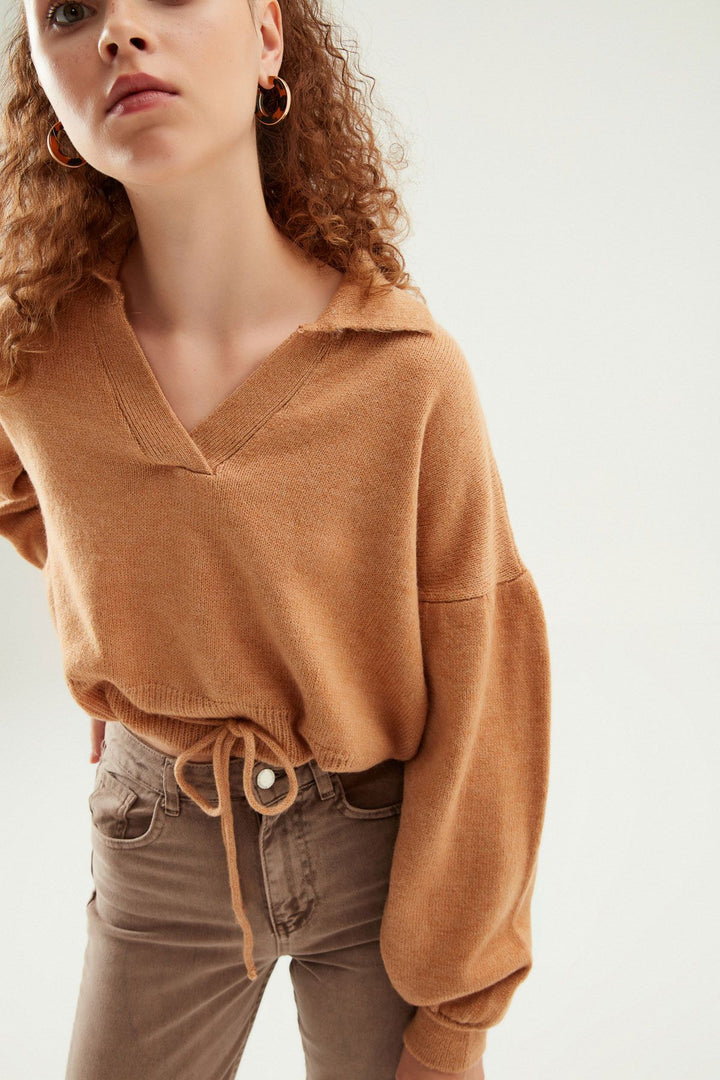Polo Yaka Beli Büzgülü Triko Camel