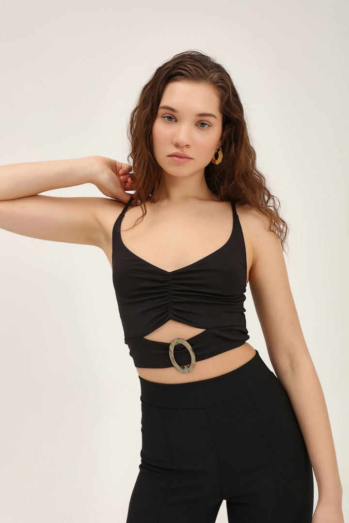 Gipeli Toka Aksesuarlı Crop Bluz Siyah
