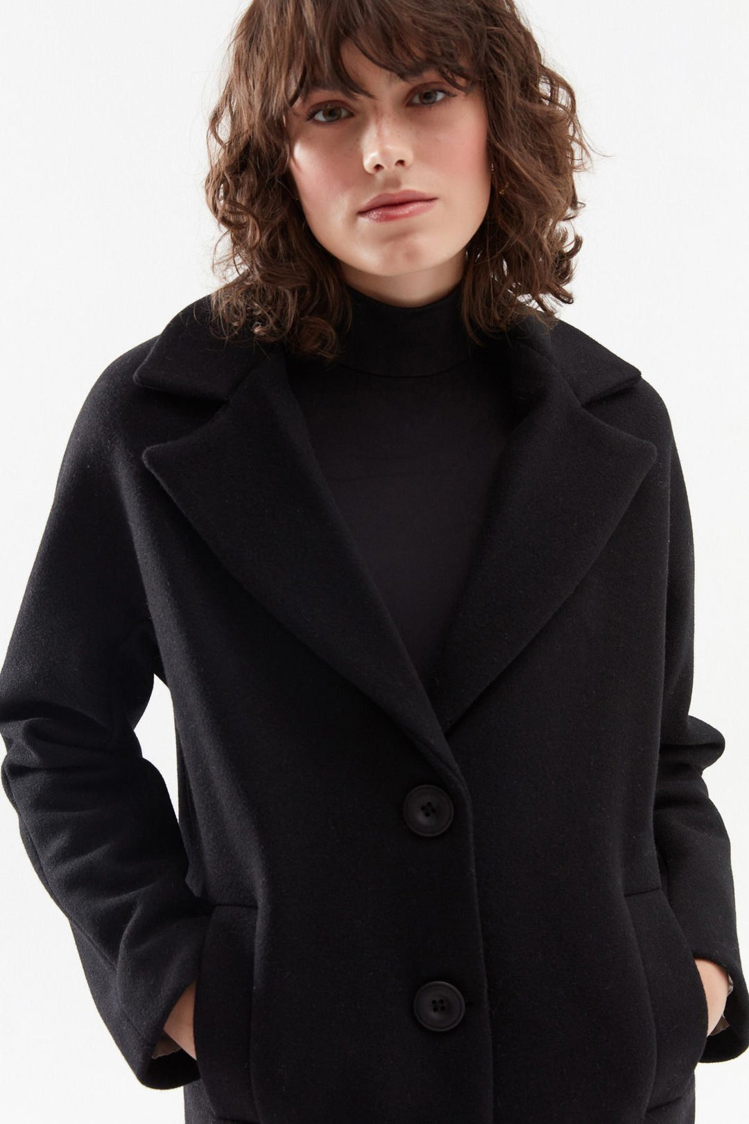 Buttoned Cachet Coat Black