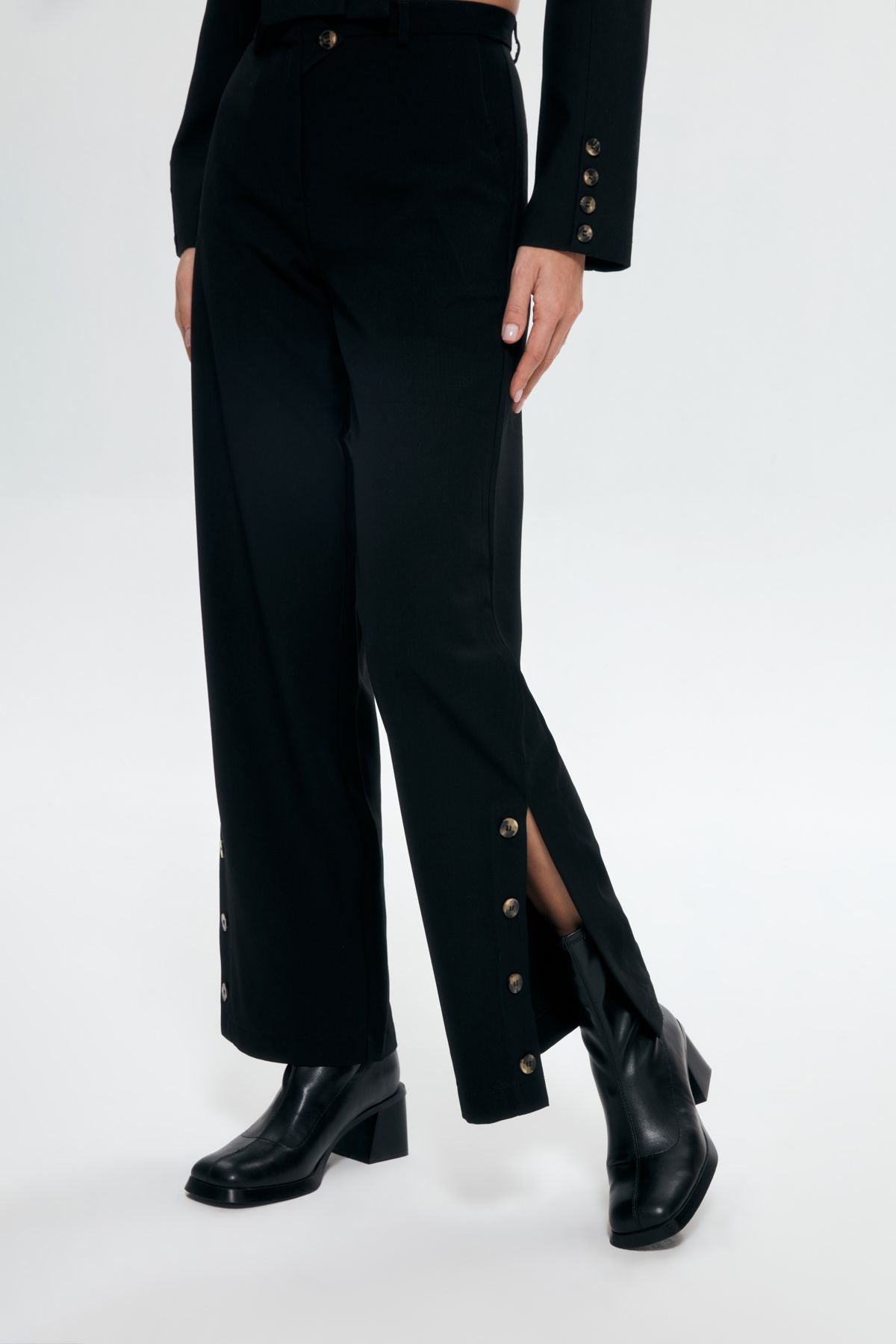 Button Detailed High Waist Trousers Black