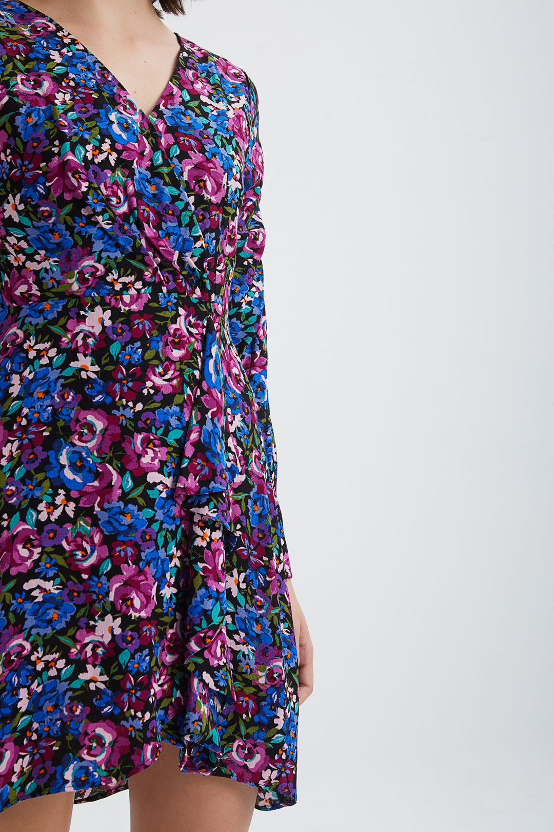 Patterned Frilly Dress Sax