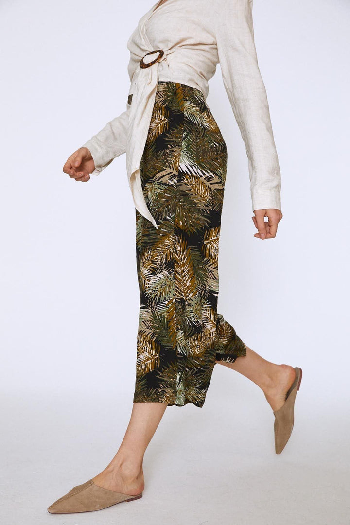 Örgü Kemerli Kısa Paça Pantolon Haki