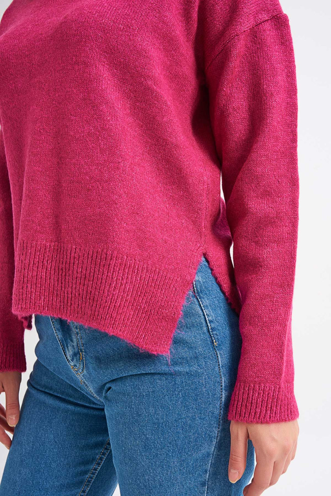 Yanları Yırtmaçlı V Yaka Kazak Fuşya