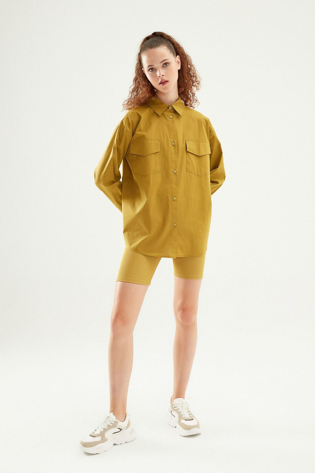 Low Back Oversize Shirt Olive