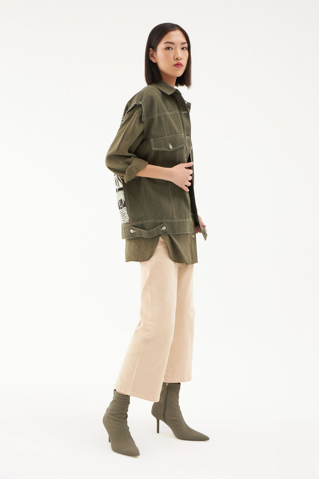 Arkası Baskılı Kolsuz Yelek Haki