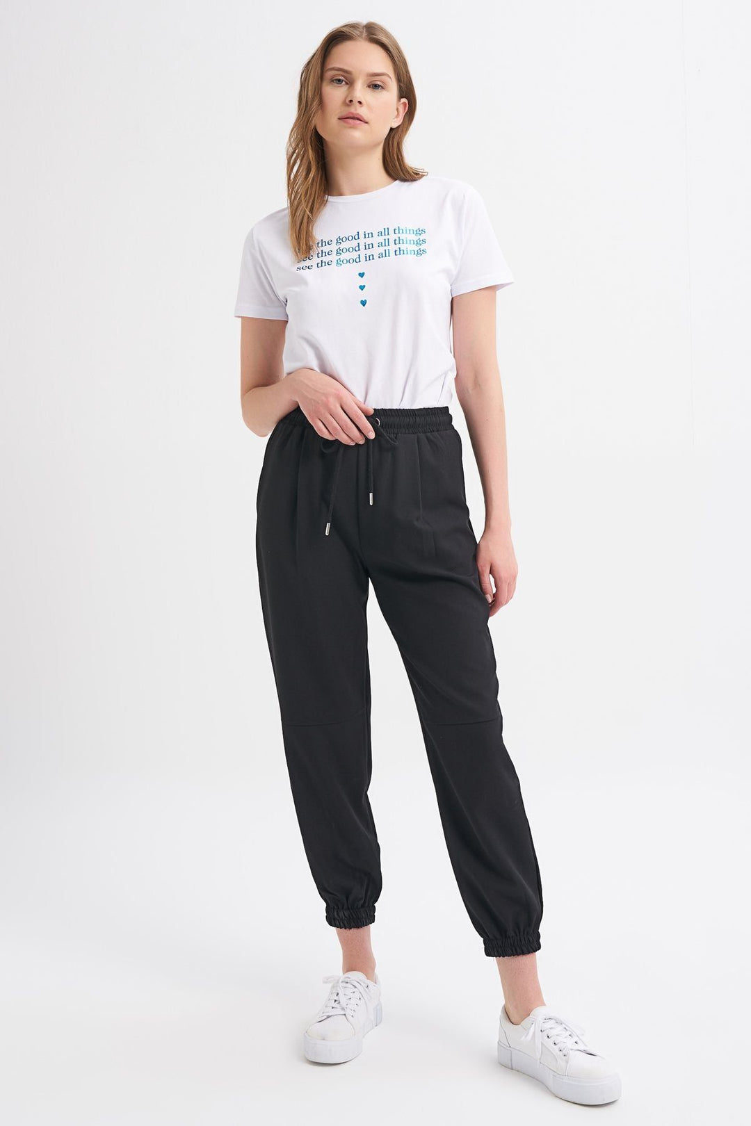 Paçası Lastikli Pantolon Siyah