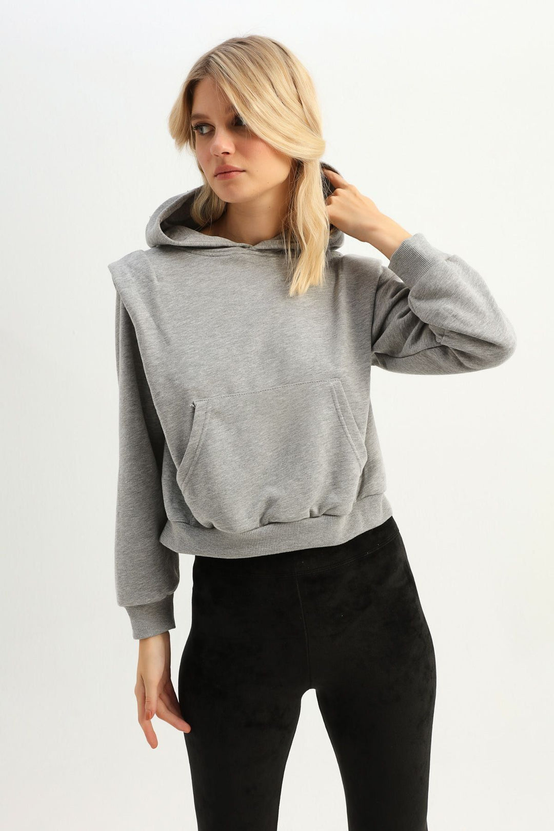 Kapüşonlu Kanguru Cepli Sweatshirt Gri