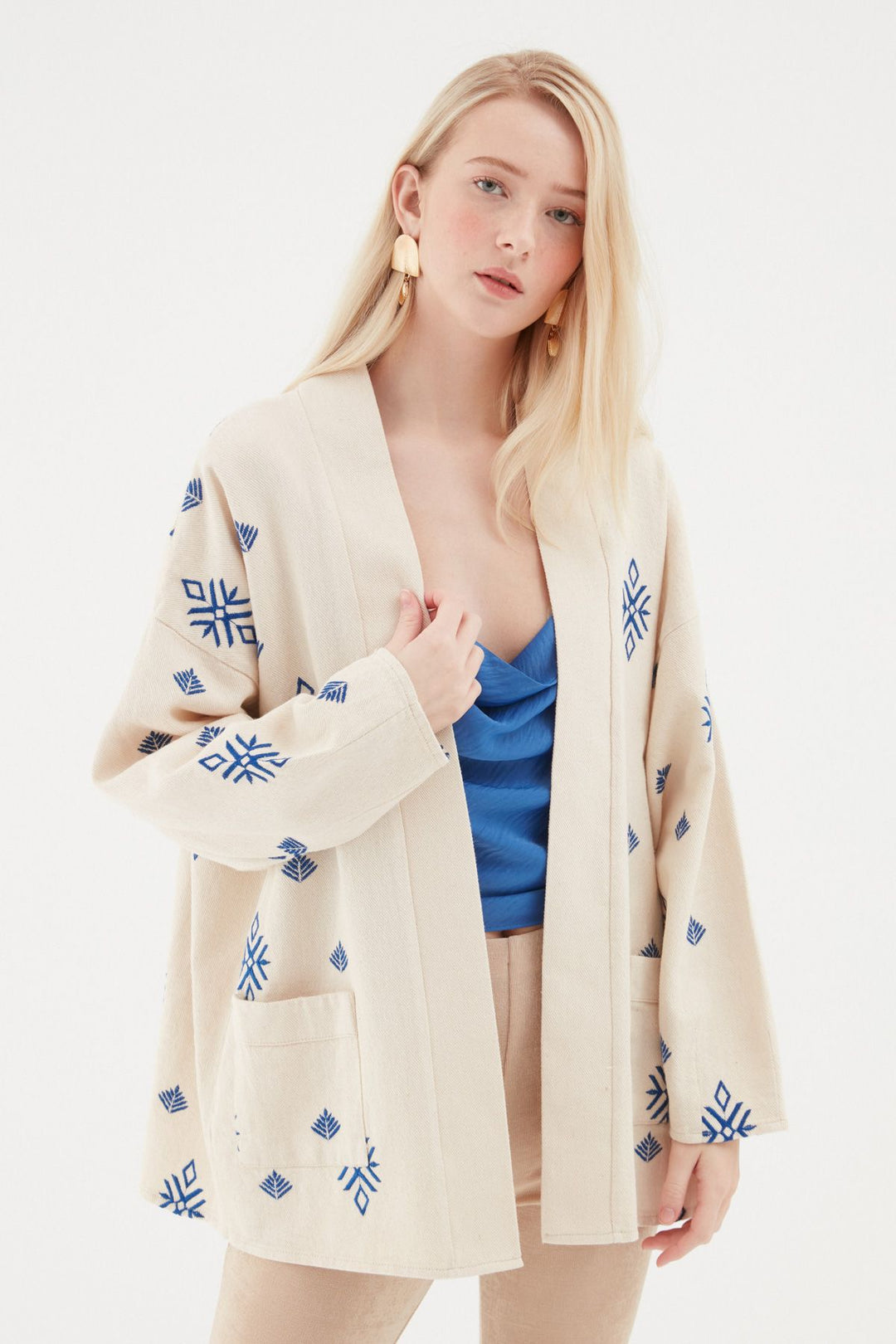 Embroidered Pocket Kimono Beige