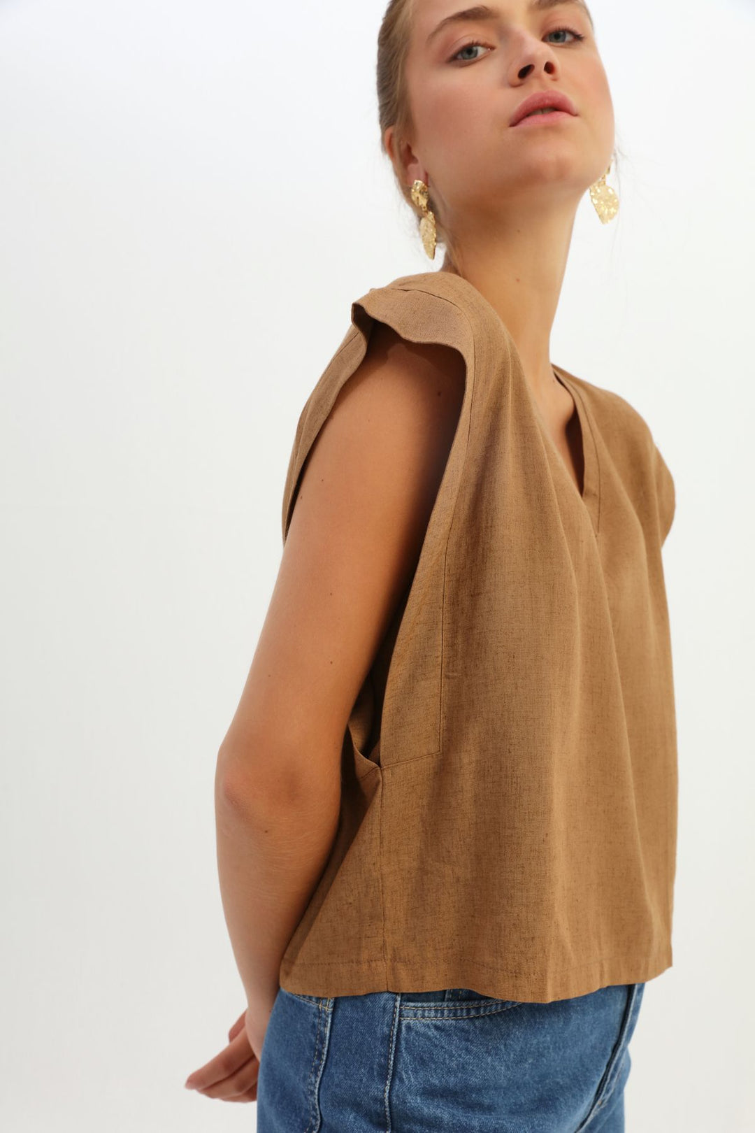 V Yaka Keten Bluz Kahverengi