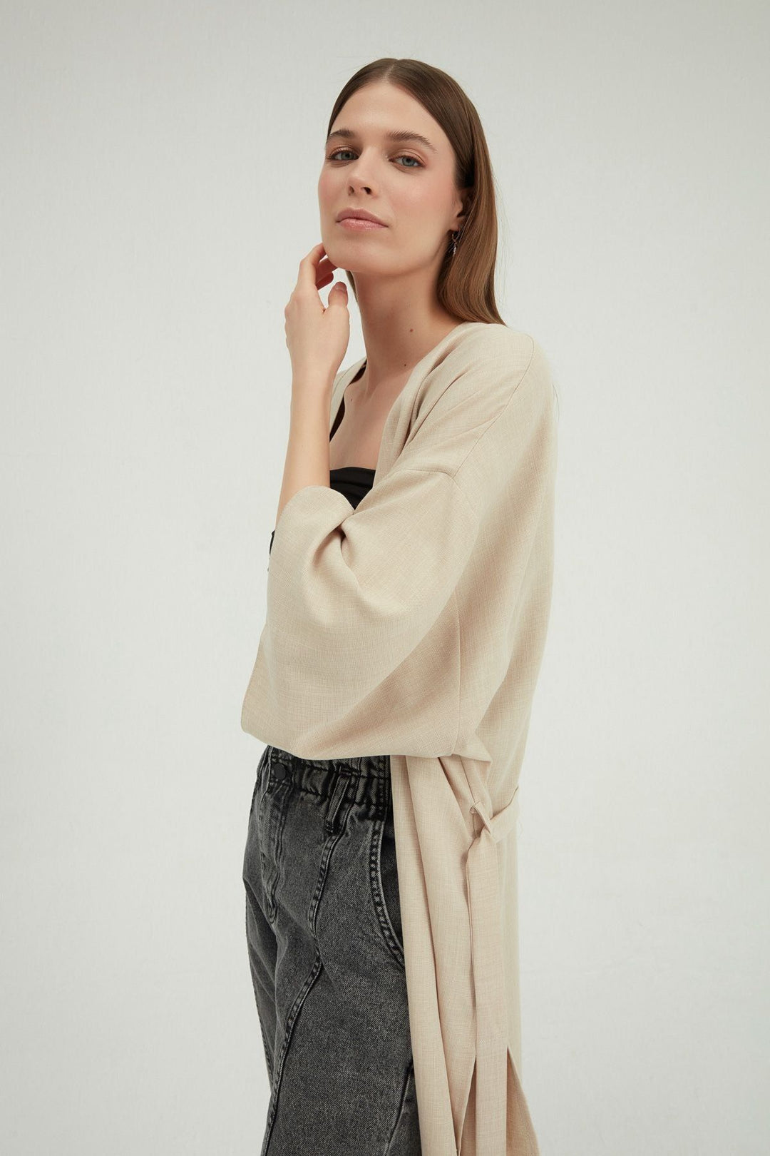 Three Quarter Sleeve Tie Kimono Beige