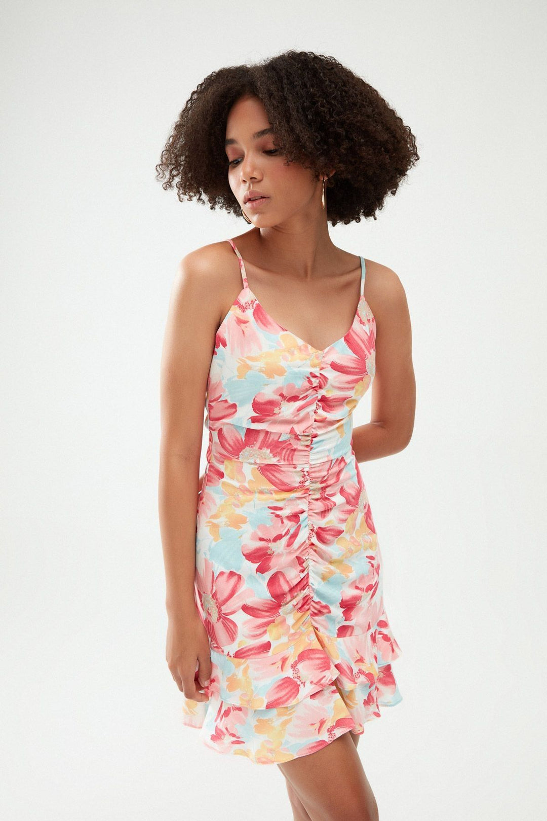 Desenli Sırt Dekolteli Askılı Elbise Pembe