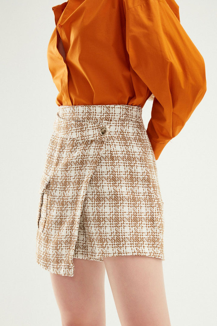 Wrapped Tweed Short Skirt Beige