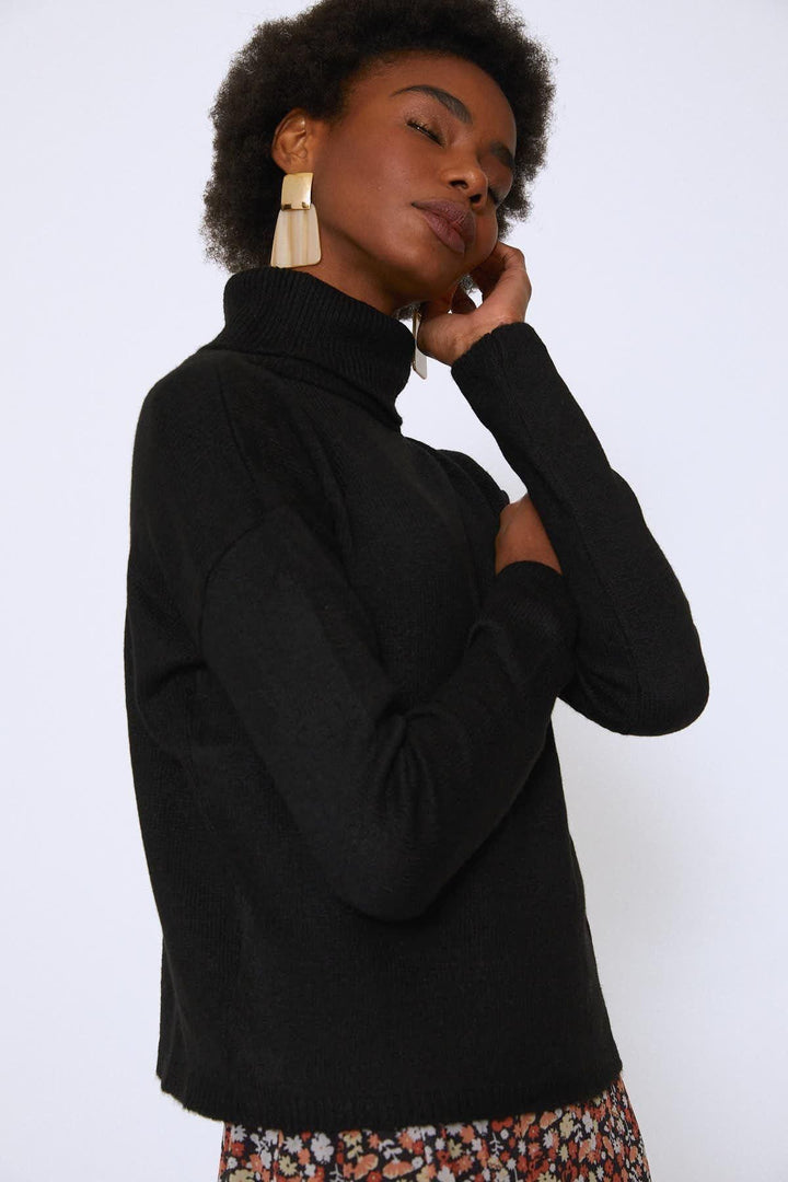 Turtleneck Sweater Black