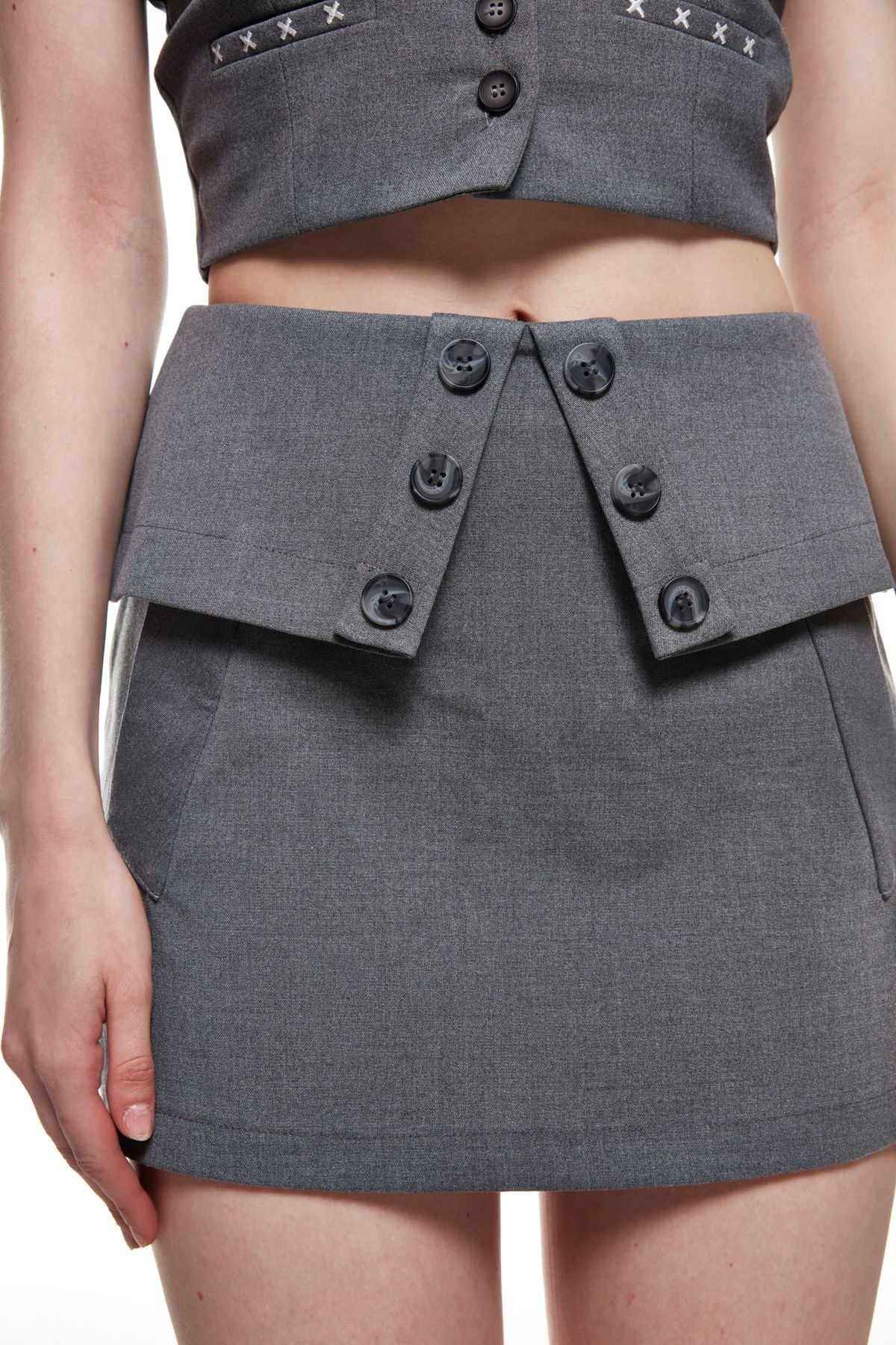 Button Detailed Mini Skirt Gray