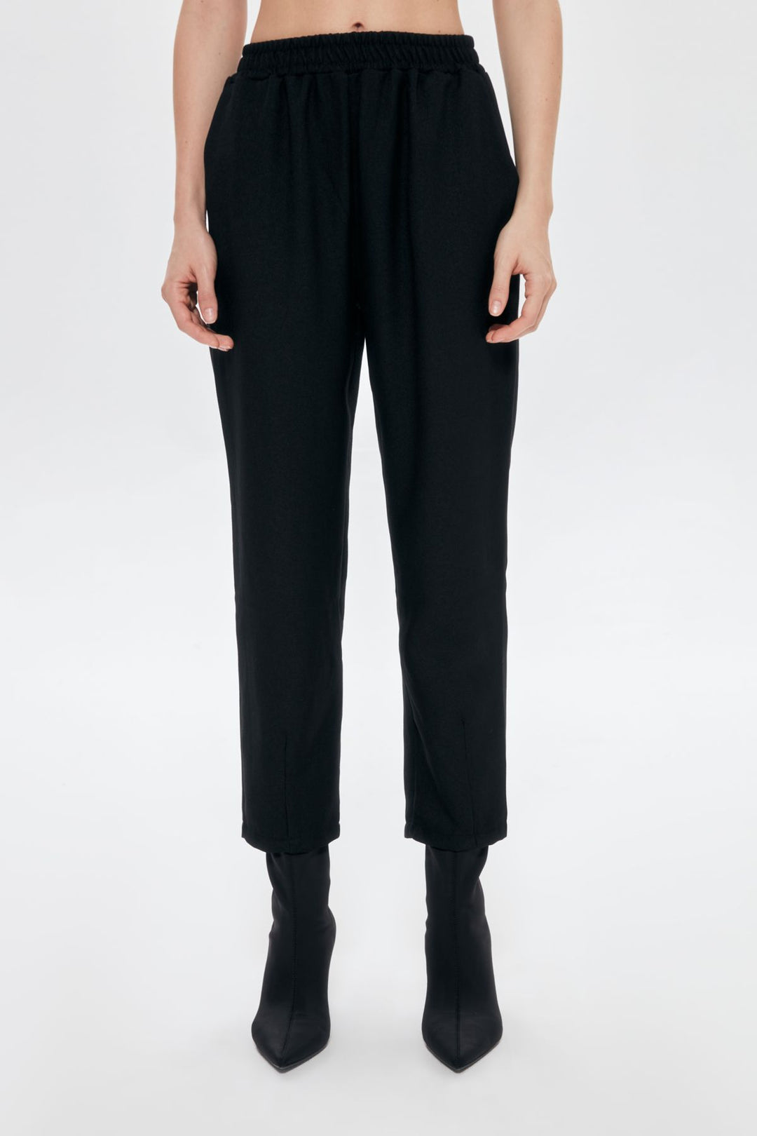 Elastic Waist Jogger Pants Black