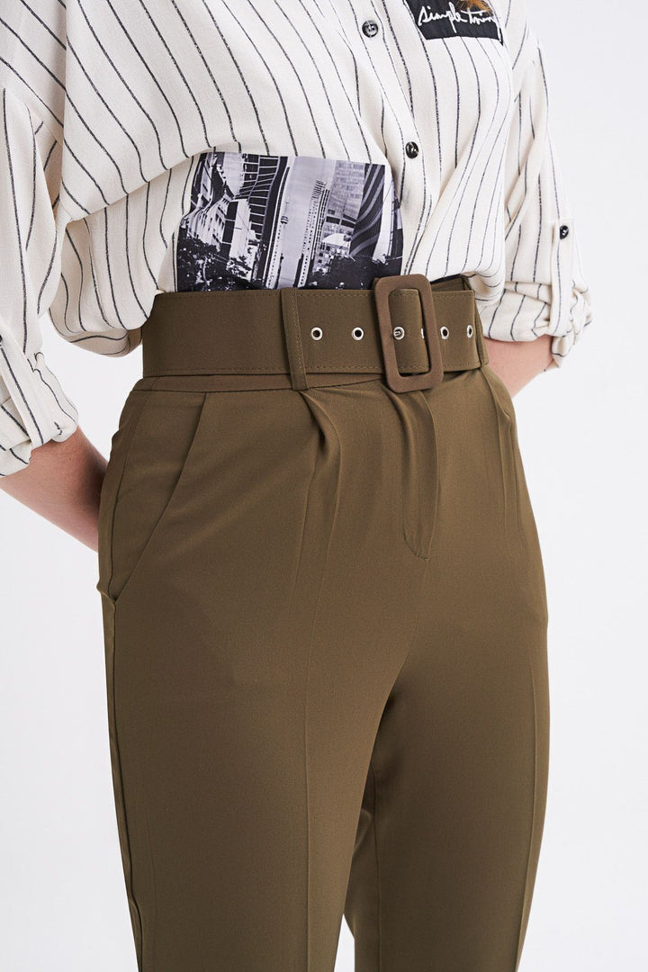 Beli Kemerli Kumaş Pantolon Haki