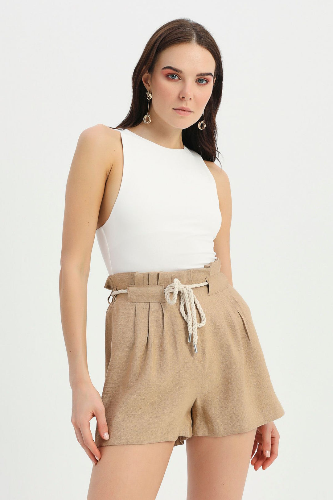 Straw Rope Belt Shorts Camel