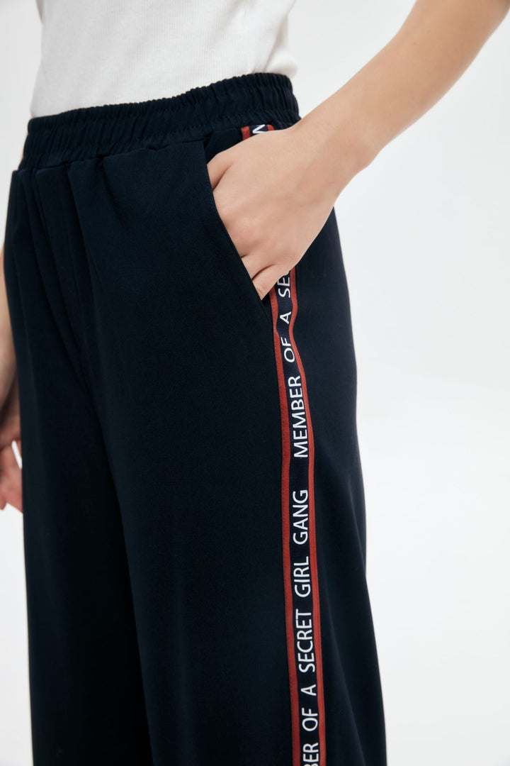 Şerit Detaylı Yüksek Bel Pantolon Lacivert