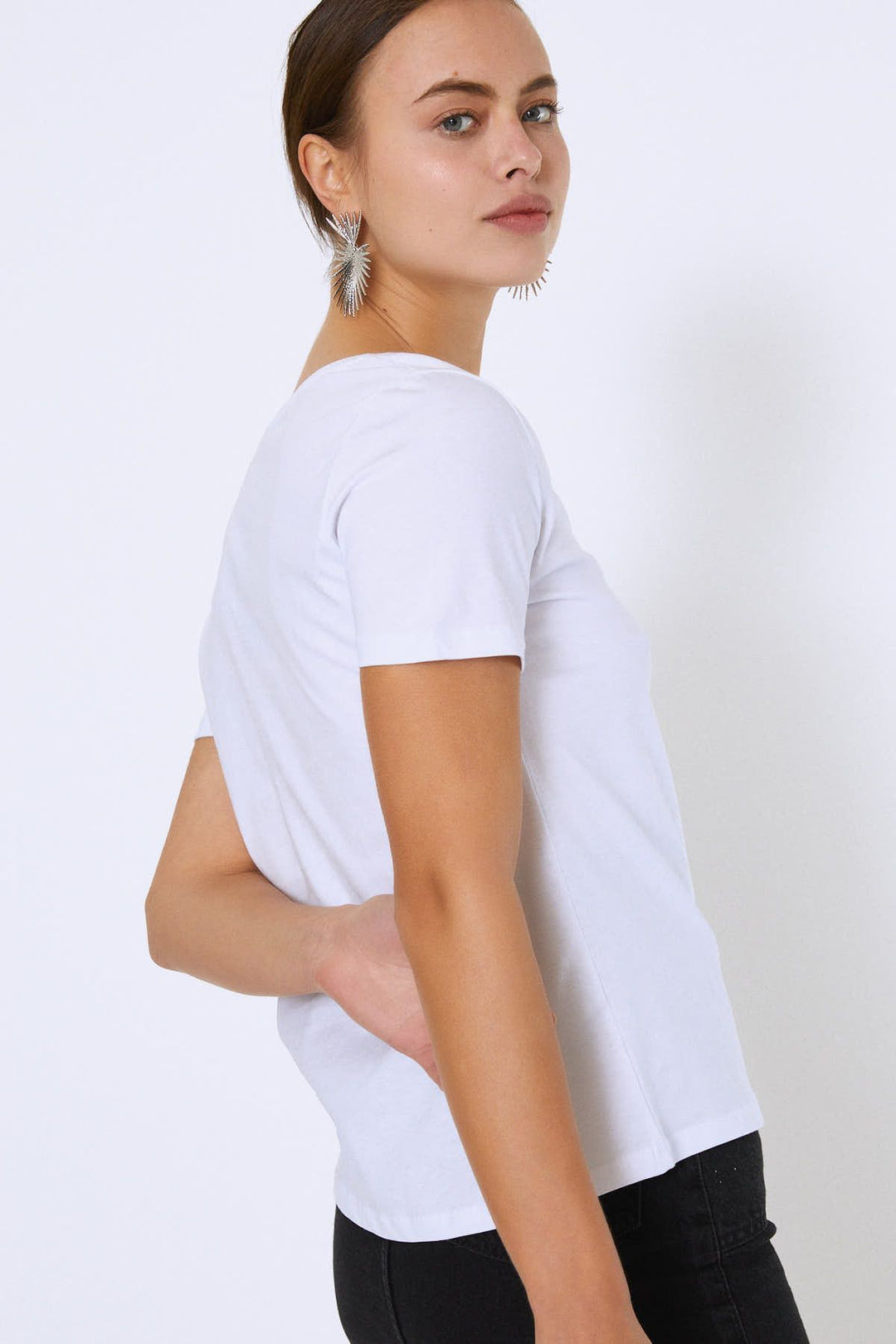 V Yaka Basic Tişört Beyaz