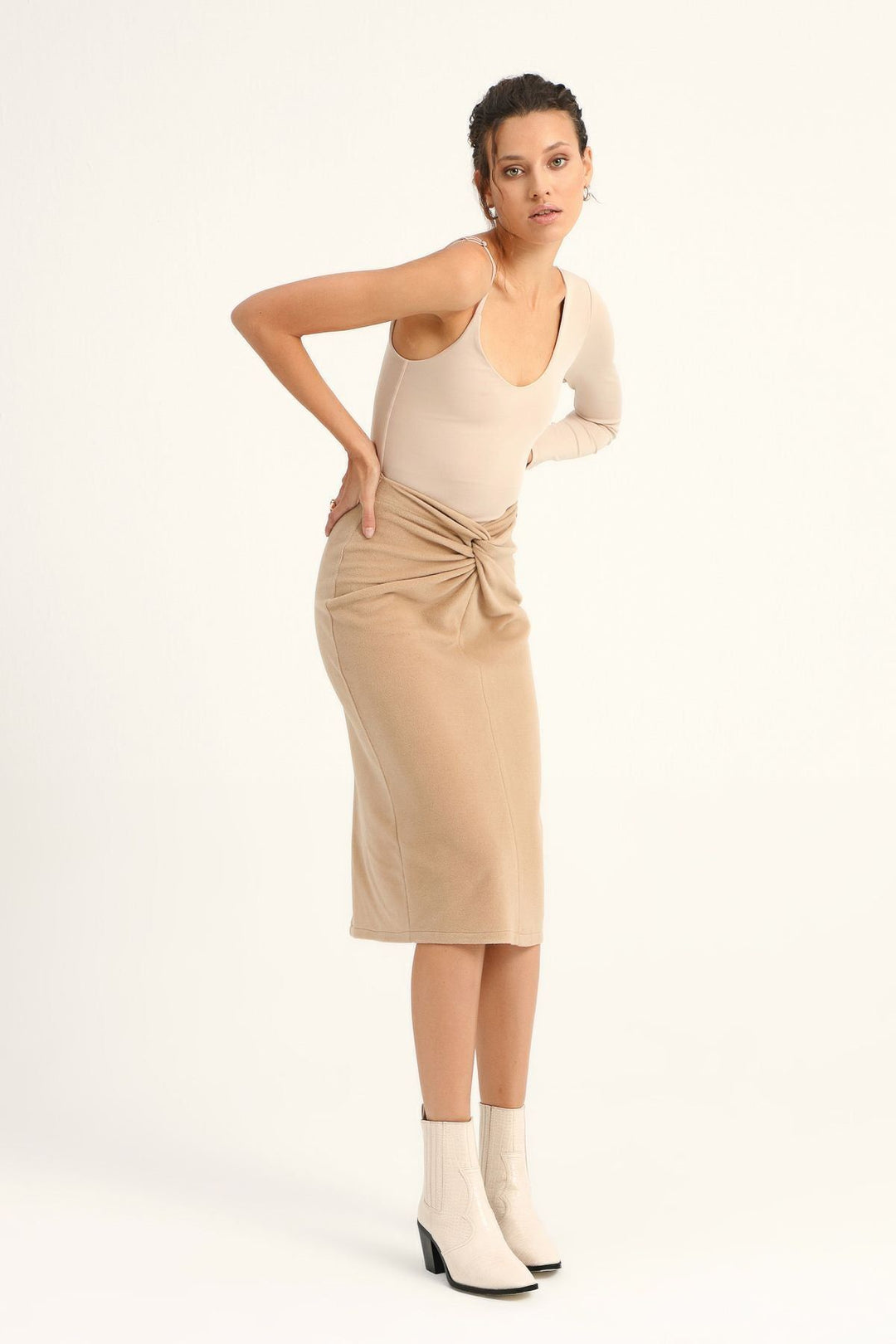 Asymmetric Sleeve Bodysuit Beige