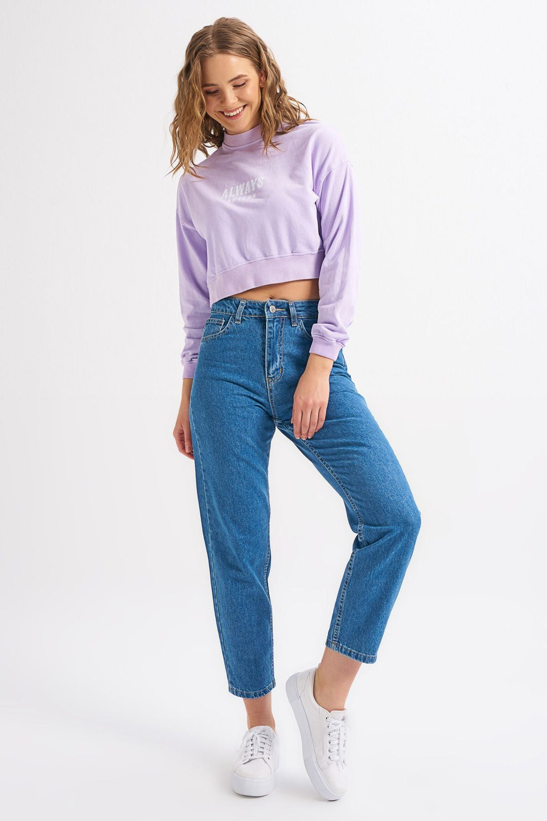 Yazı Baskılı Crop Sweatshirt Lila