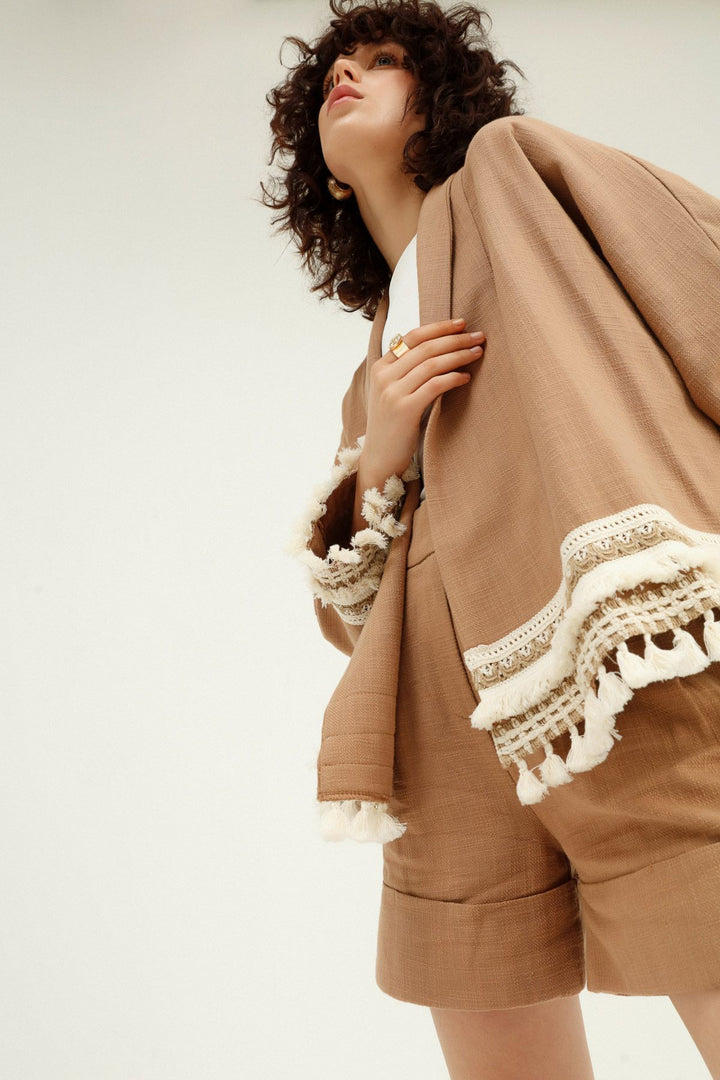 Püsküllü Şal Yaka Ceket Camel