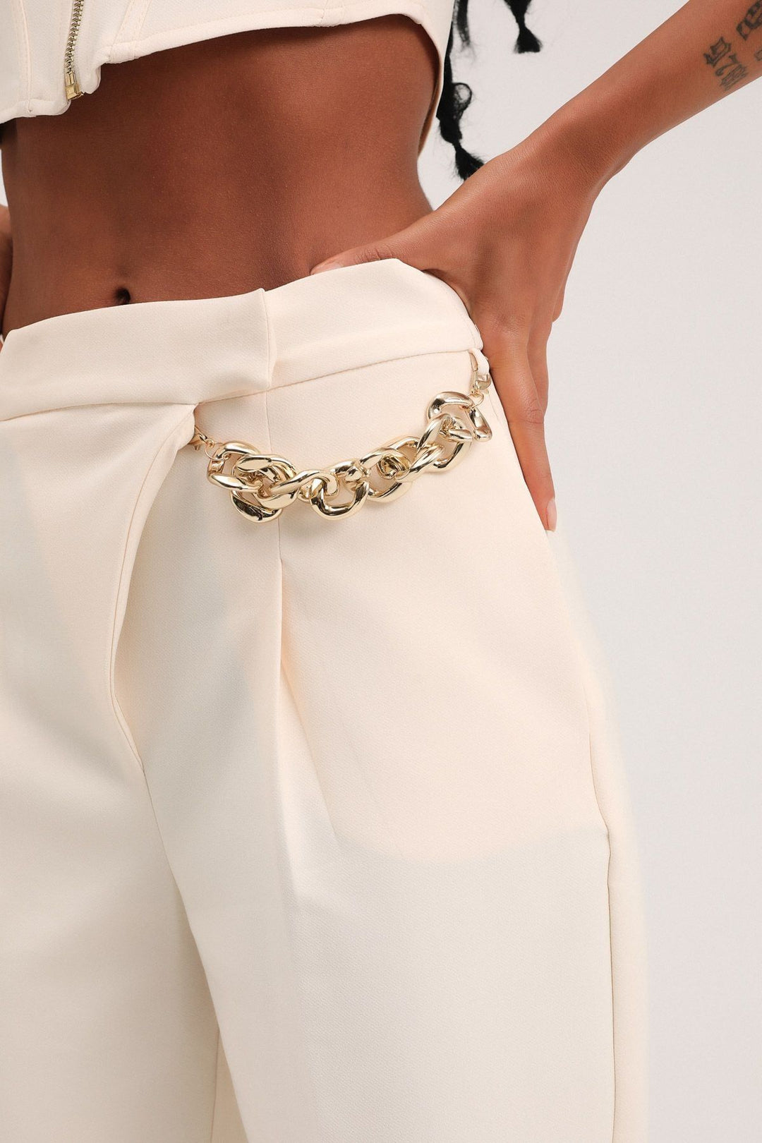 Zincir Aksesuarlı Yüksel Bel Pantolon Kemik