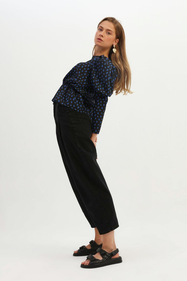 Patterned Pleated Waist Blouse Sax