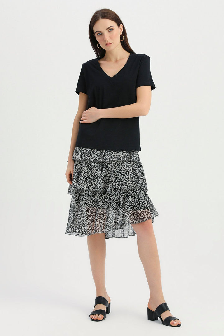 Vatkalı V Yaka Tişört Siyah