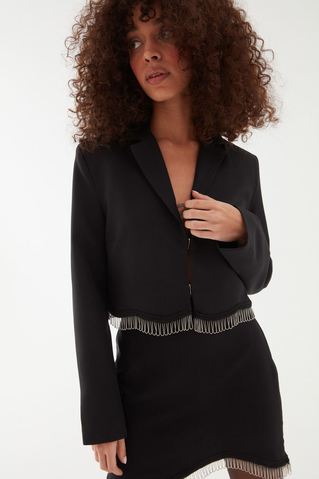 Aksesuarlı Crop Ceket Siyah