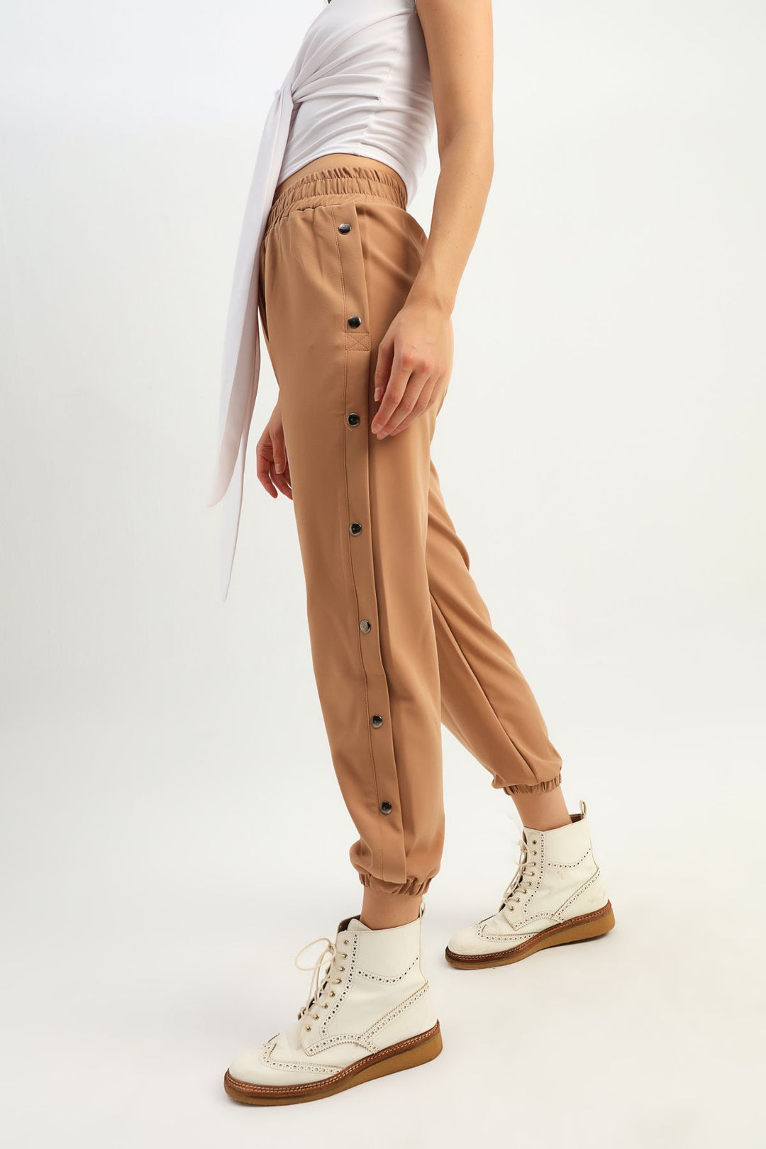 Yanı Çıtçıtlı Jogger Pantolon Camel