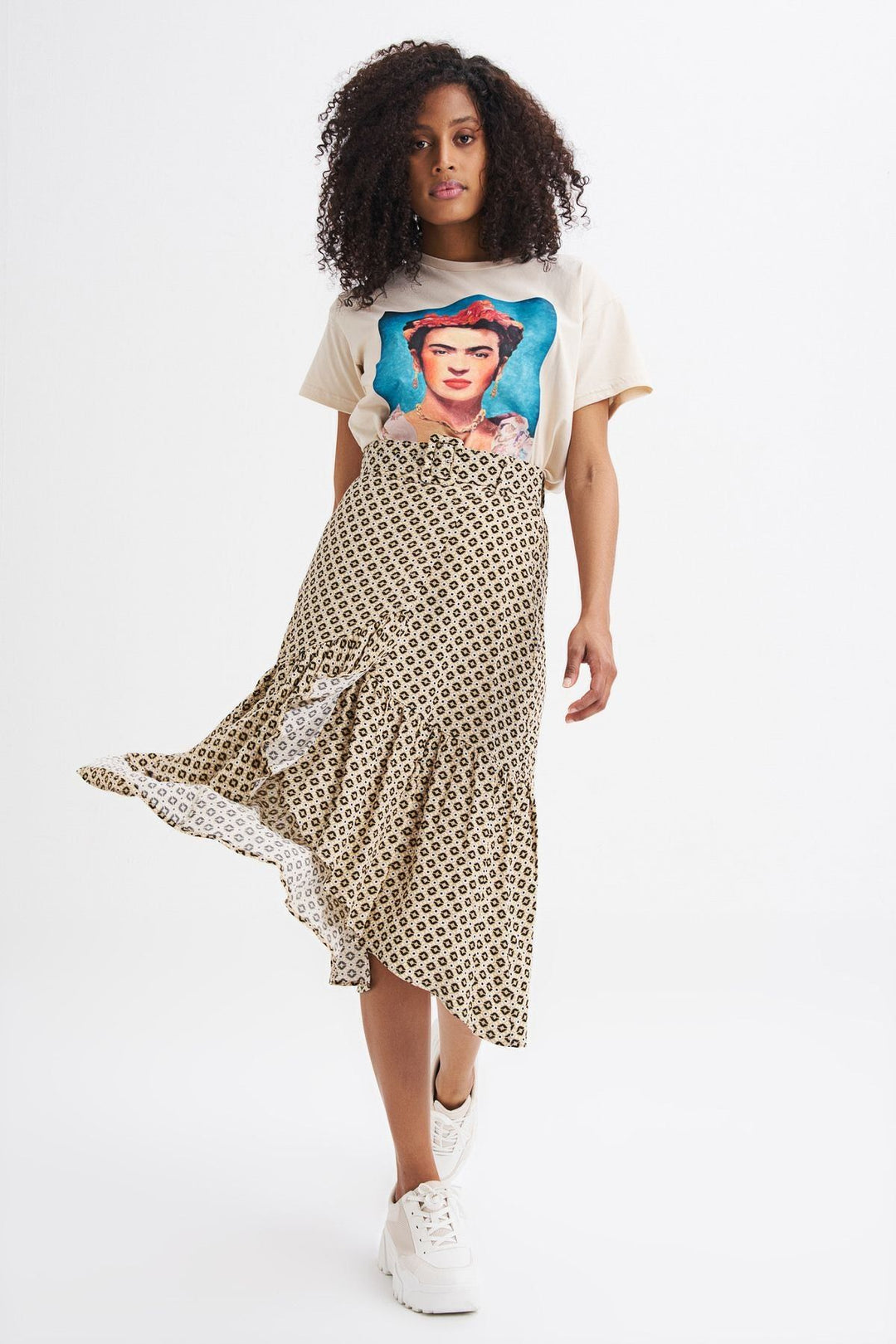 Patterned Belt Detailed Wrapped Skirt Beige