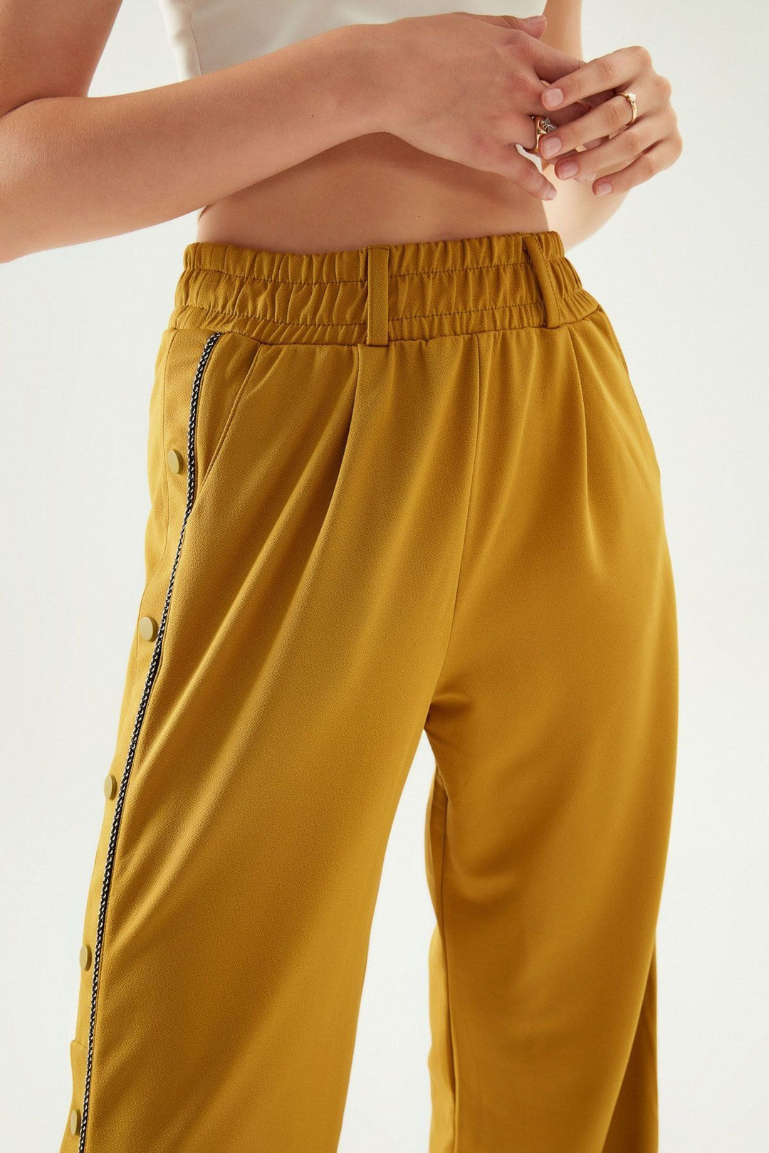 Yanları Çıtçıtlı Pantolon Olive