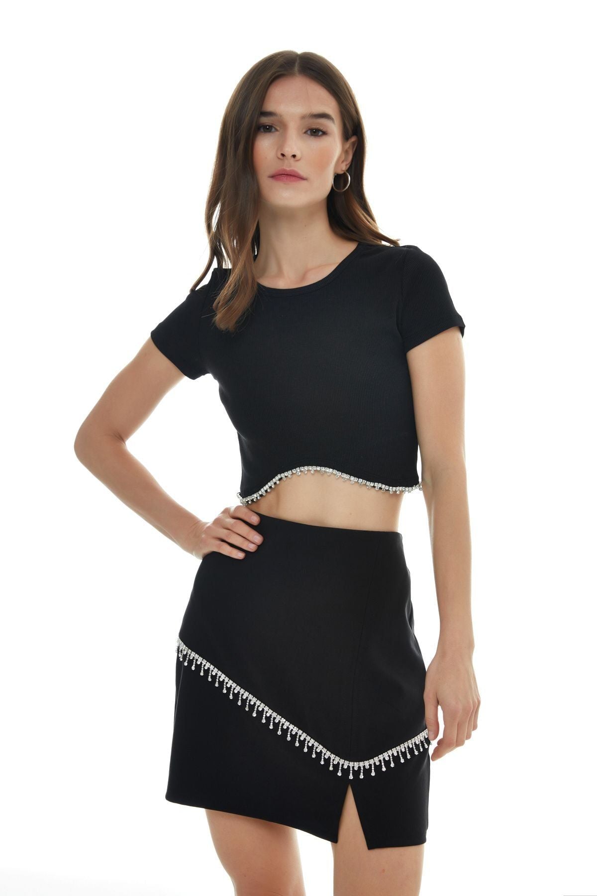 Stone Accessory Slit Mini Skirt Black