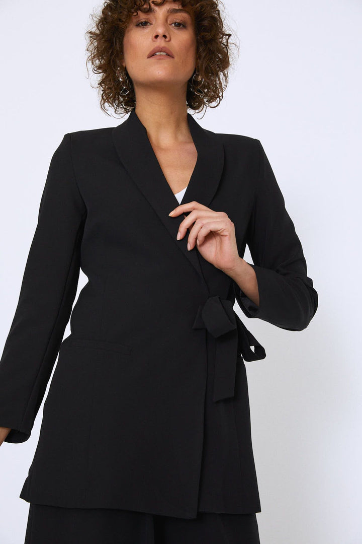 Beli Bağlamalı Şal Yaka Ceket Siyah