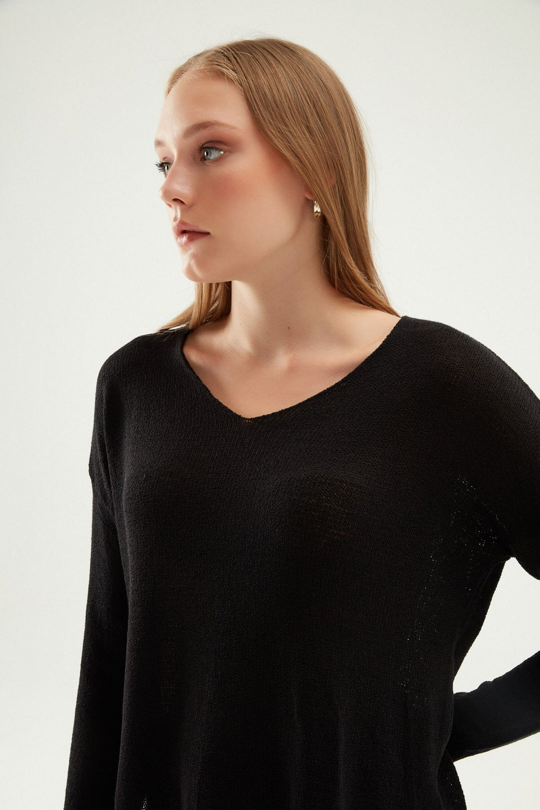 V Neck Knitwear Black