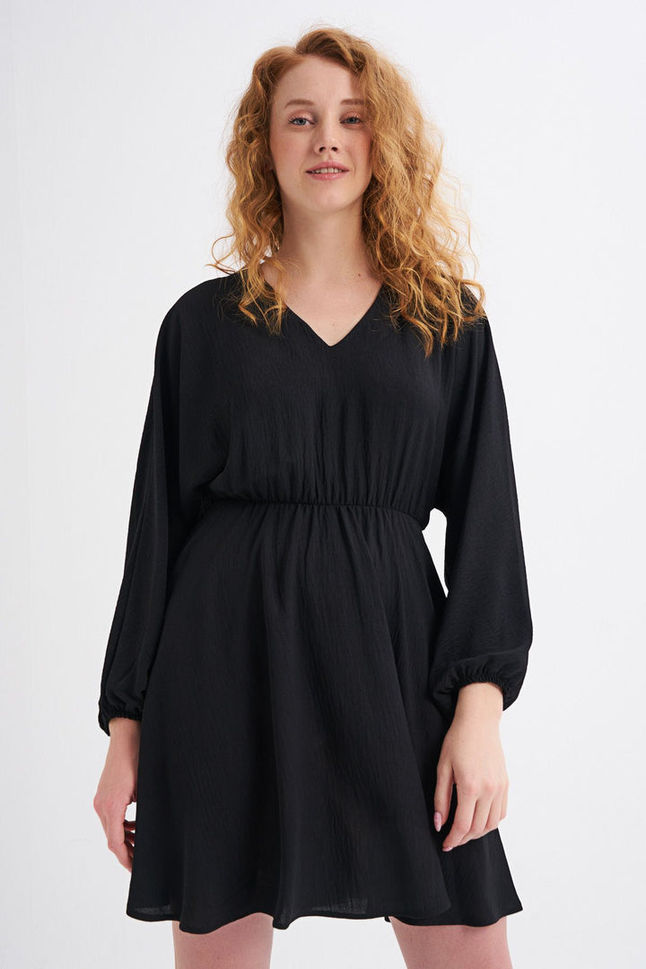V Neck Midi Dress Black