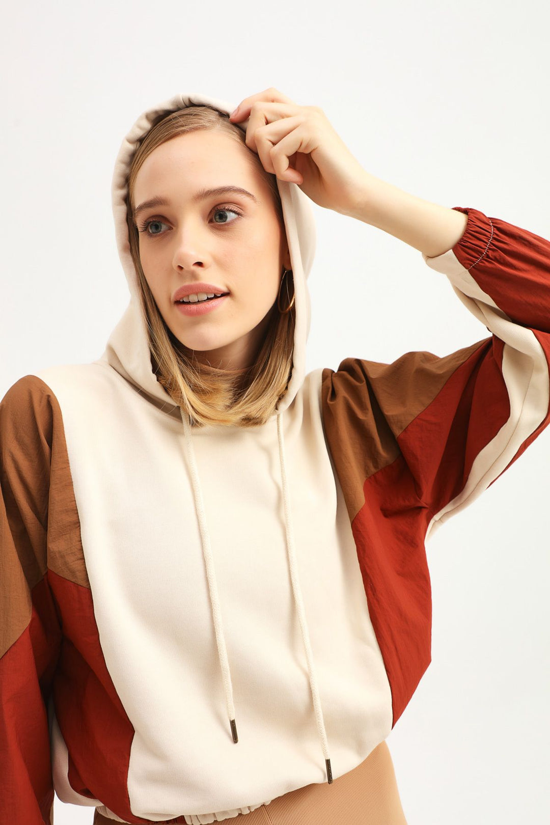 Bloklu Beli Lastikli Sweatshirt Bej