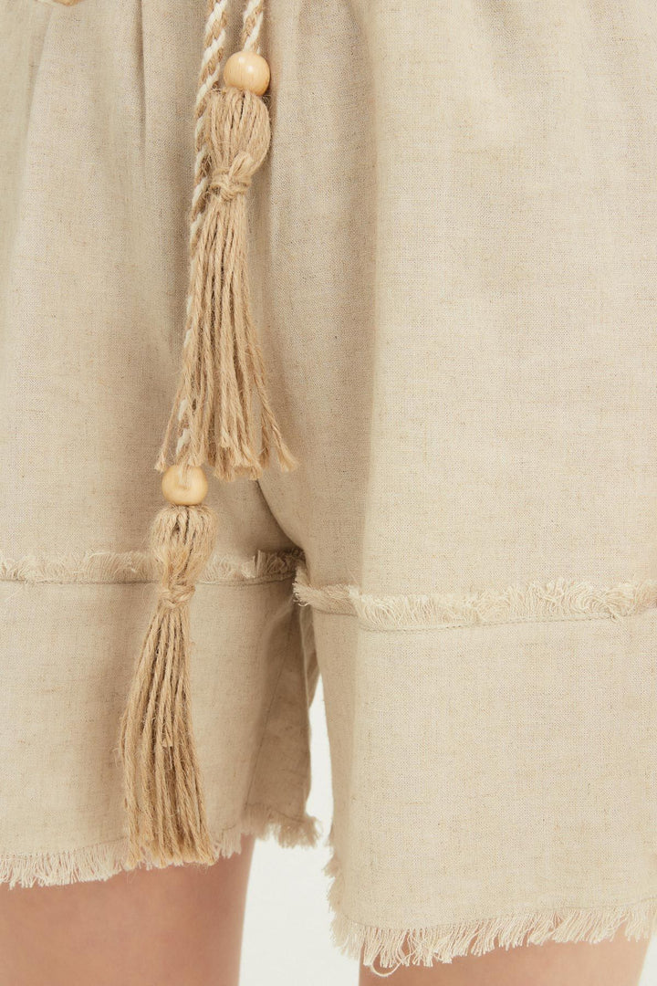 Beli Lastikli Püsküllü Keten Şort Naturel