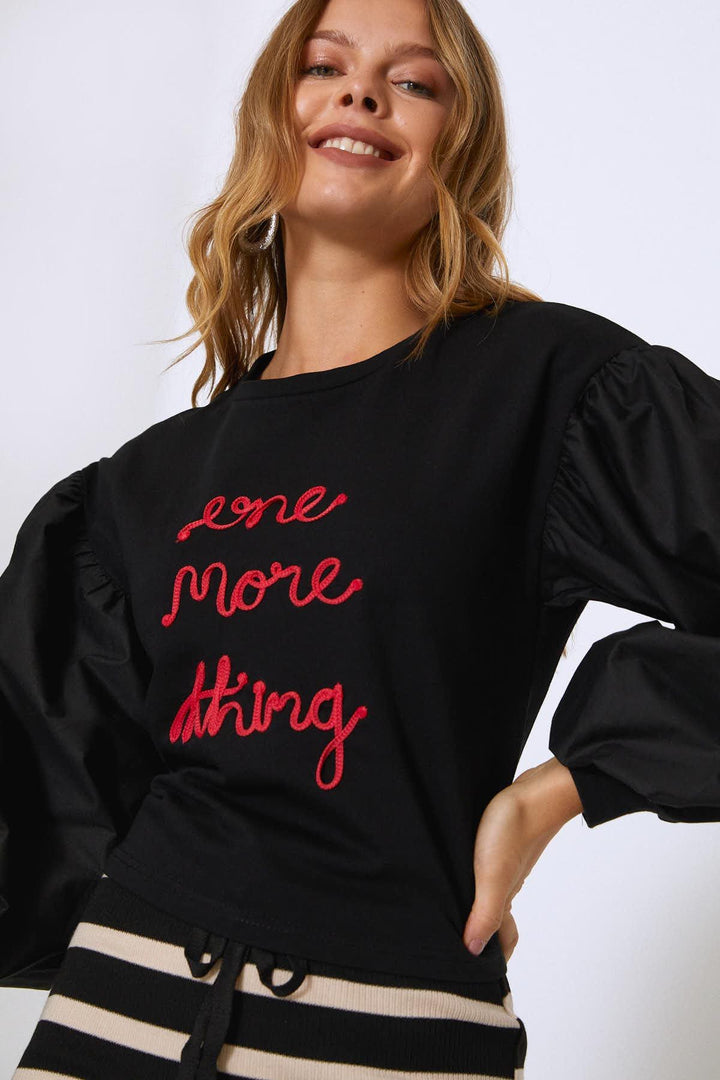 Balloon Embroidered Front Sleeve Sweatshirt Black