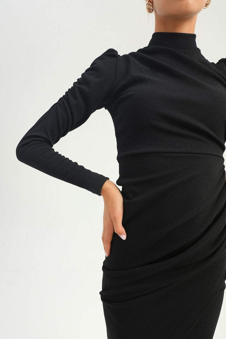 Sleeves Pleated Slit Dress Black