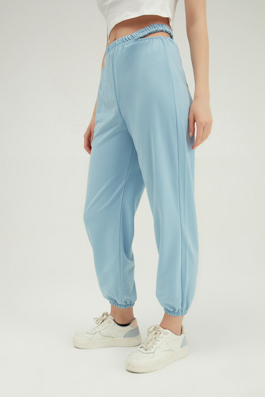 Low-cut Jogger Pants Baby Blue