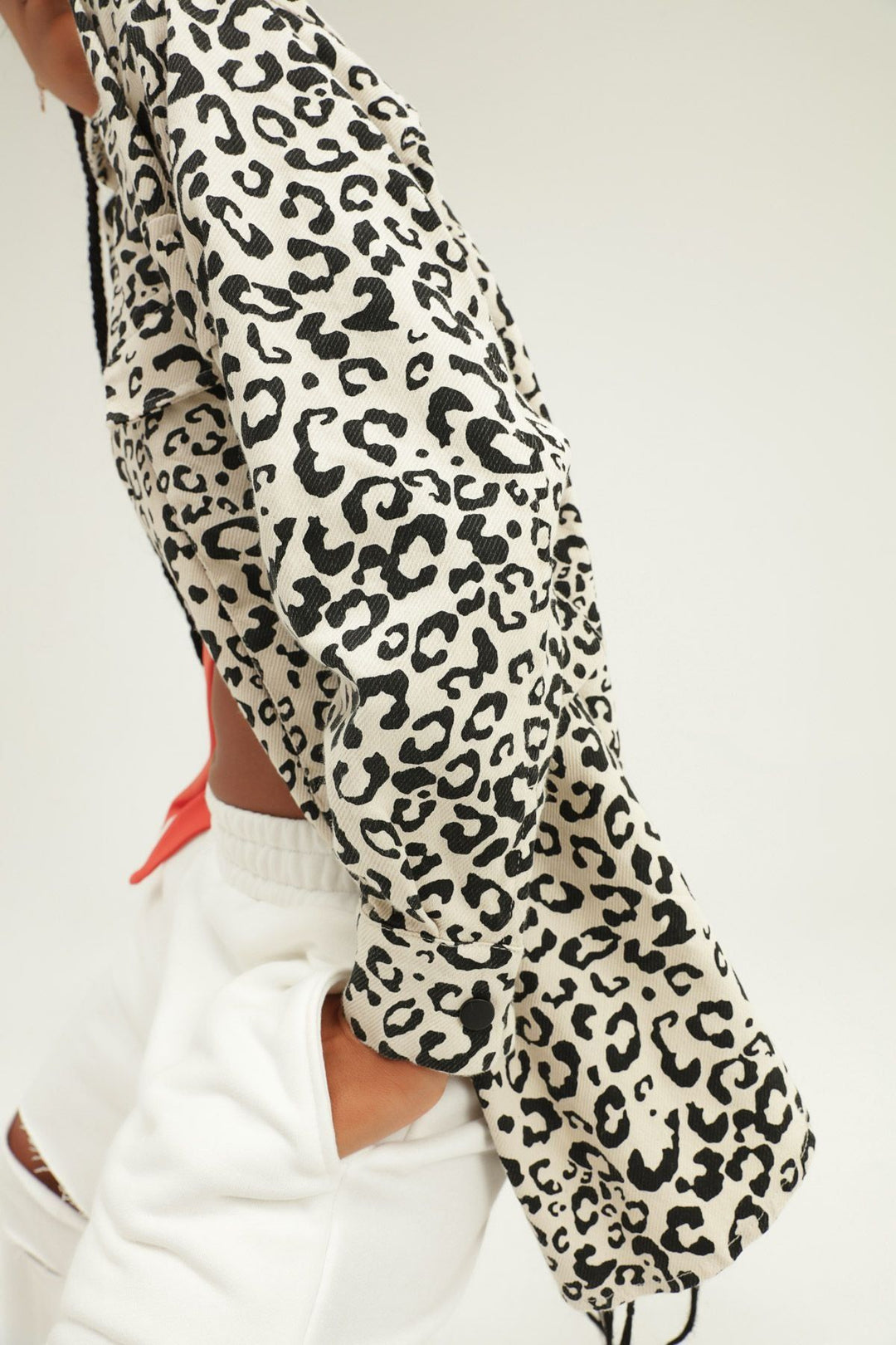 Leopar Desenli Cepli Gömlek Siyah